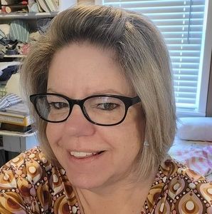 Meet your Posher, Sherry